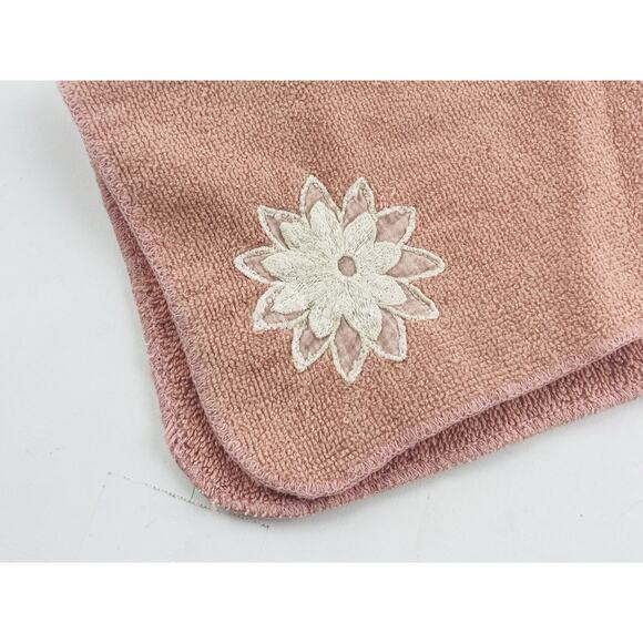 Vintage Utica J.P. Stevens Pink Cream Towel Set 5 Fine Fashion Delicate Applique - Picture 12 of 16